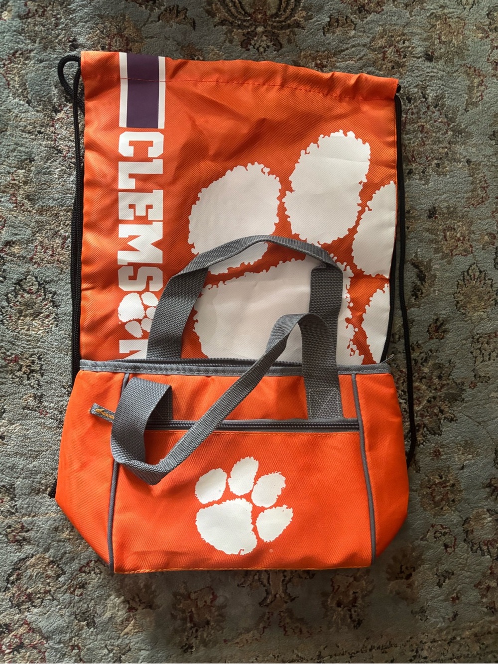 Clemson Tigers Lunchbag and Drawstring Backpack set